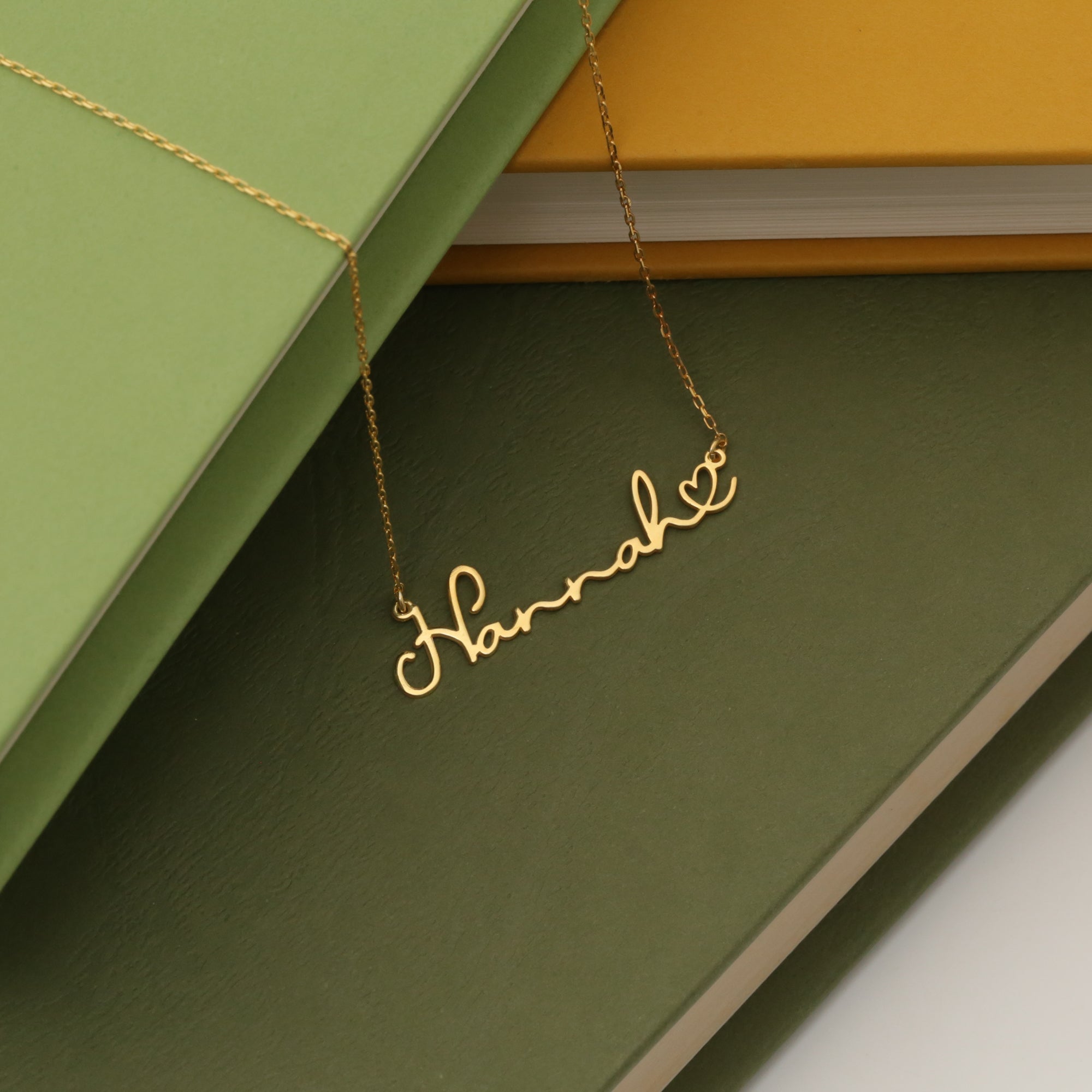 Horızontal Name Neclace